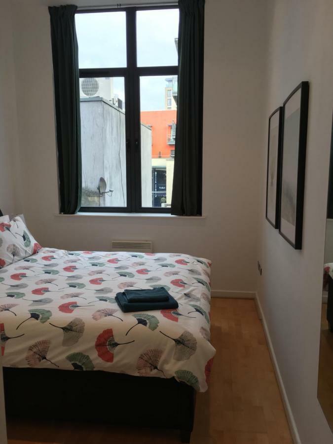 Stylish City Centre Apartment Cardiff Luaran gambar